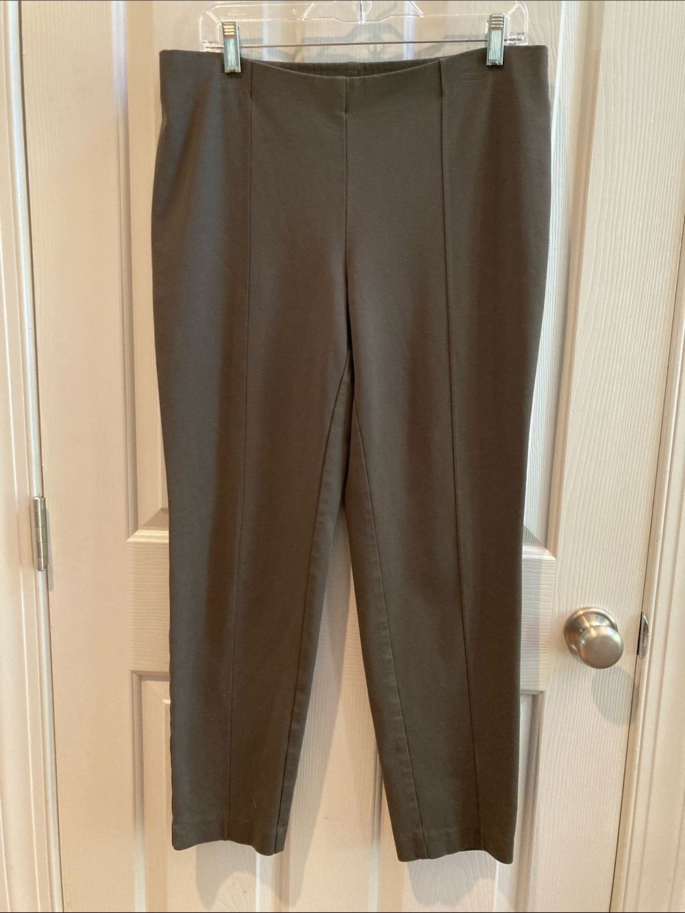 VGUC J. Jill Ponte Pants in Olive Brown
